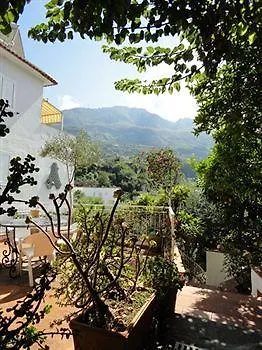 Candia Hotel 3*